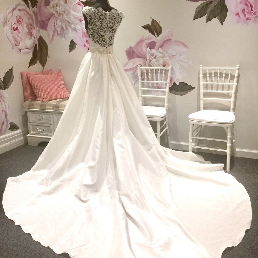 Watters wedding gown!